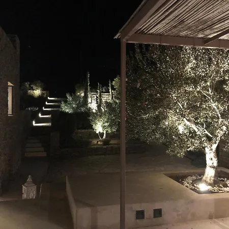 Christina-soros Beach, Villa